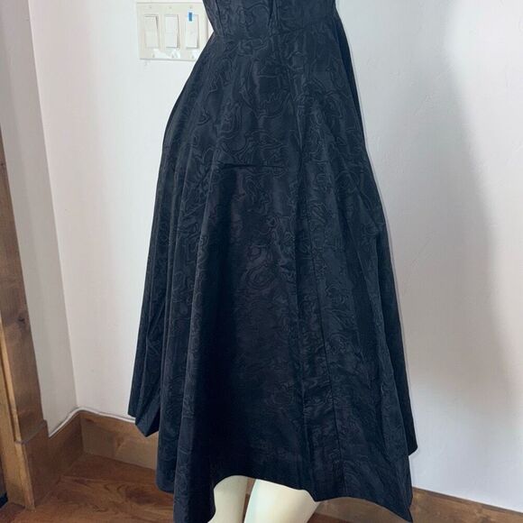 Authentic 1930s–1940s Handmade Black Jacquard Puff-Sleeve Dress - Picture 6 of 15